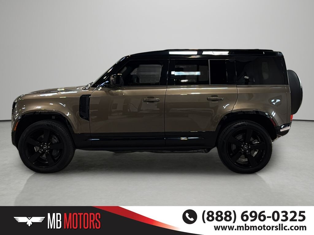 Used 2024 Land Rover Defender 110 X-Dynamic SE SUV