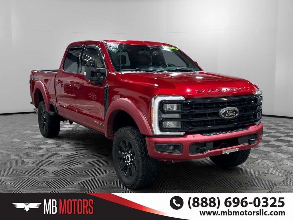 2023 Ford F-350 Super Duty Lariat's photo