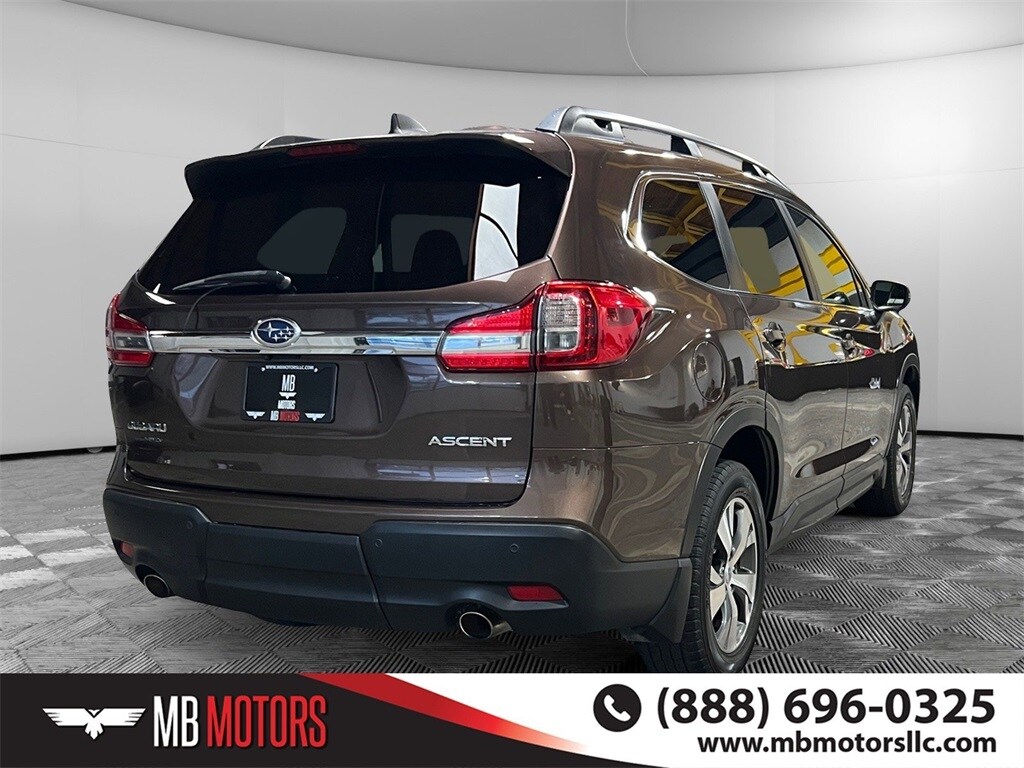 2019 Subaru Ascent Touring photo 3