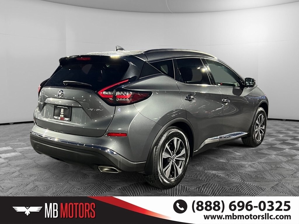 2019 Nissan Murano SV photo 3