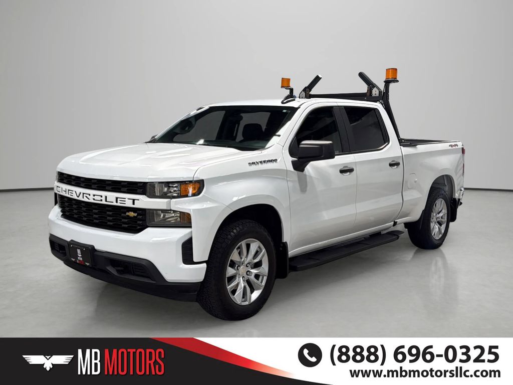 2021 Chevrolet Silverado 1500 Custom 4WD Crew Cab Short Box's photo