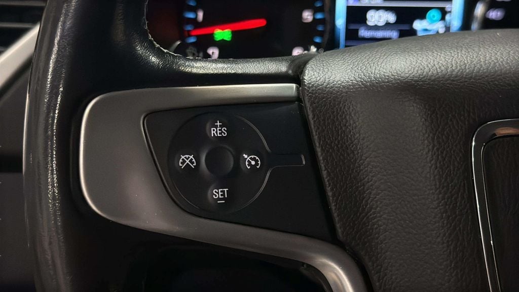 2020 GMC Yukon SLE - Photo 24
