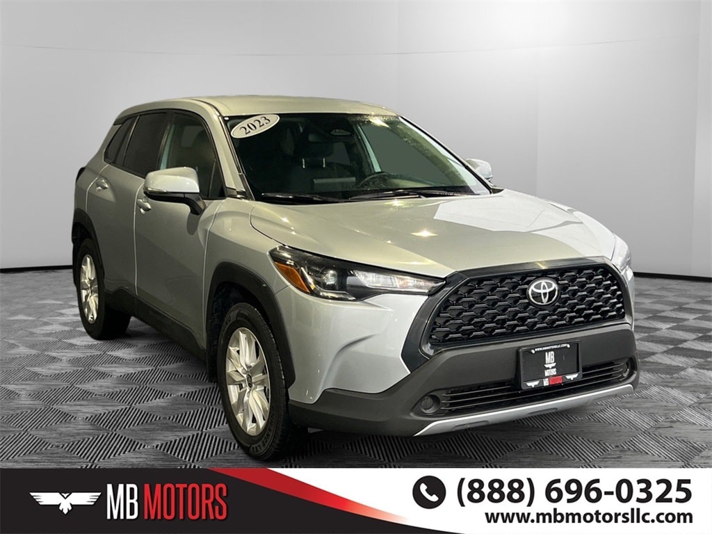 2023 Toyota Corolla Cross LE