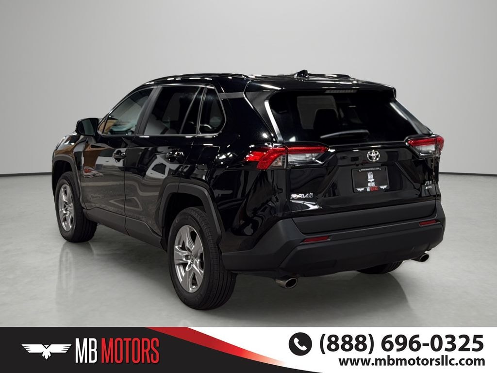 Used 2025 Toyota RAV4 XLE SUV