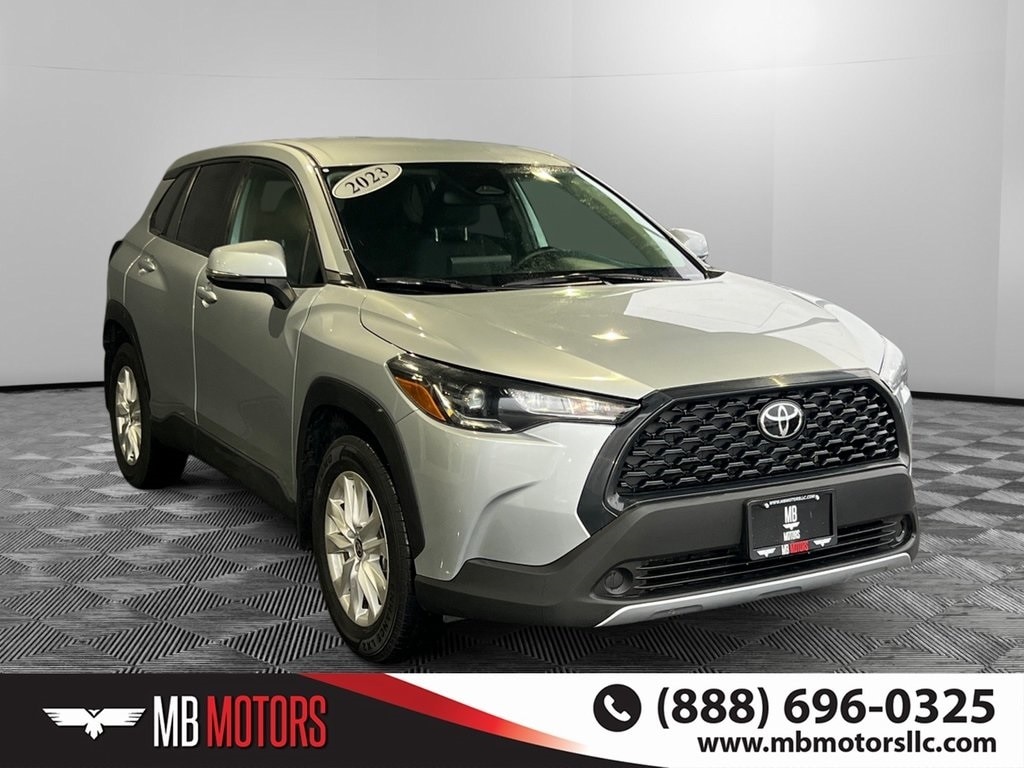 2023 Toyota Corolla Cross LE