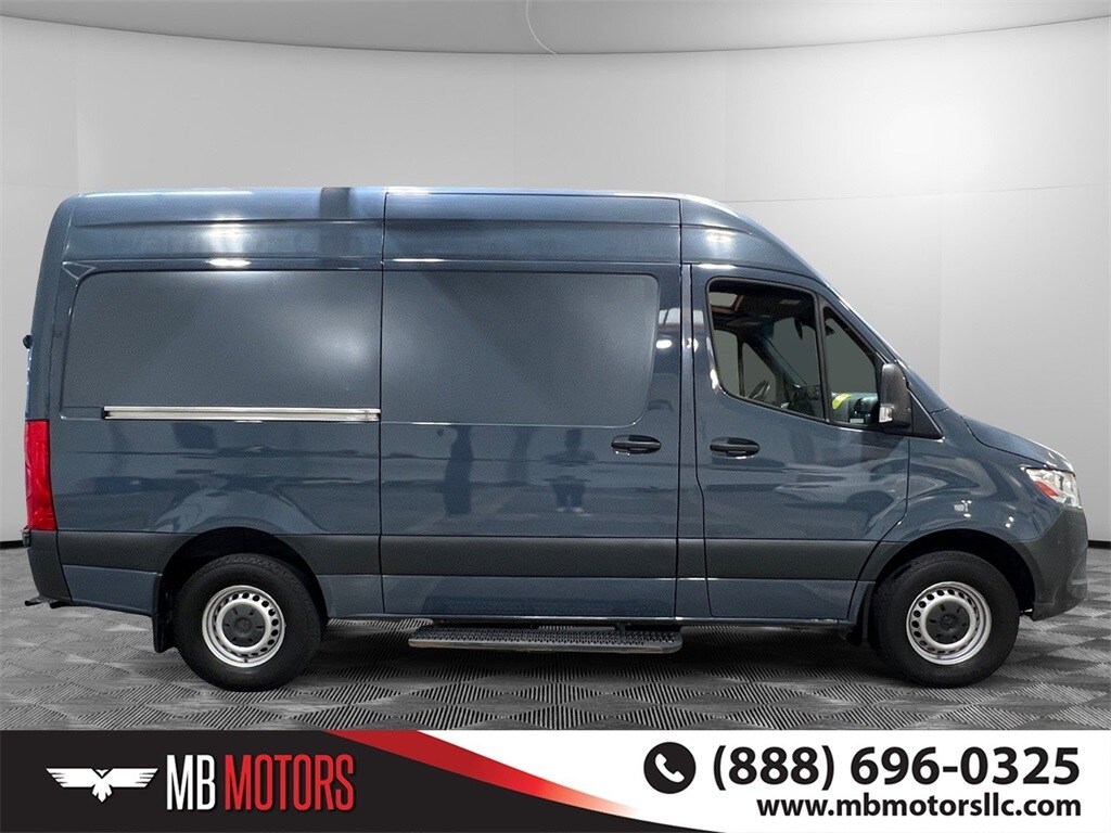 2019 Mercedes Benz Sprinter 3500 High Roof photo 2