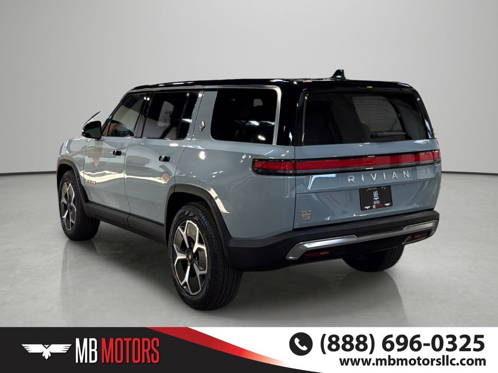 Used 2024 Rivian R1S Adventure SUV