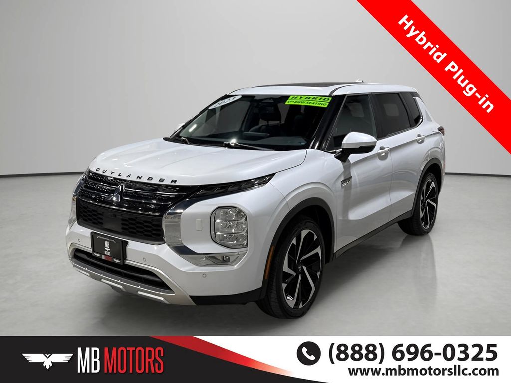 2023 Mitsubishi Outlander Plug-in Hybrid SE S-AWC's photo