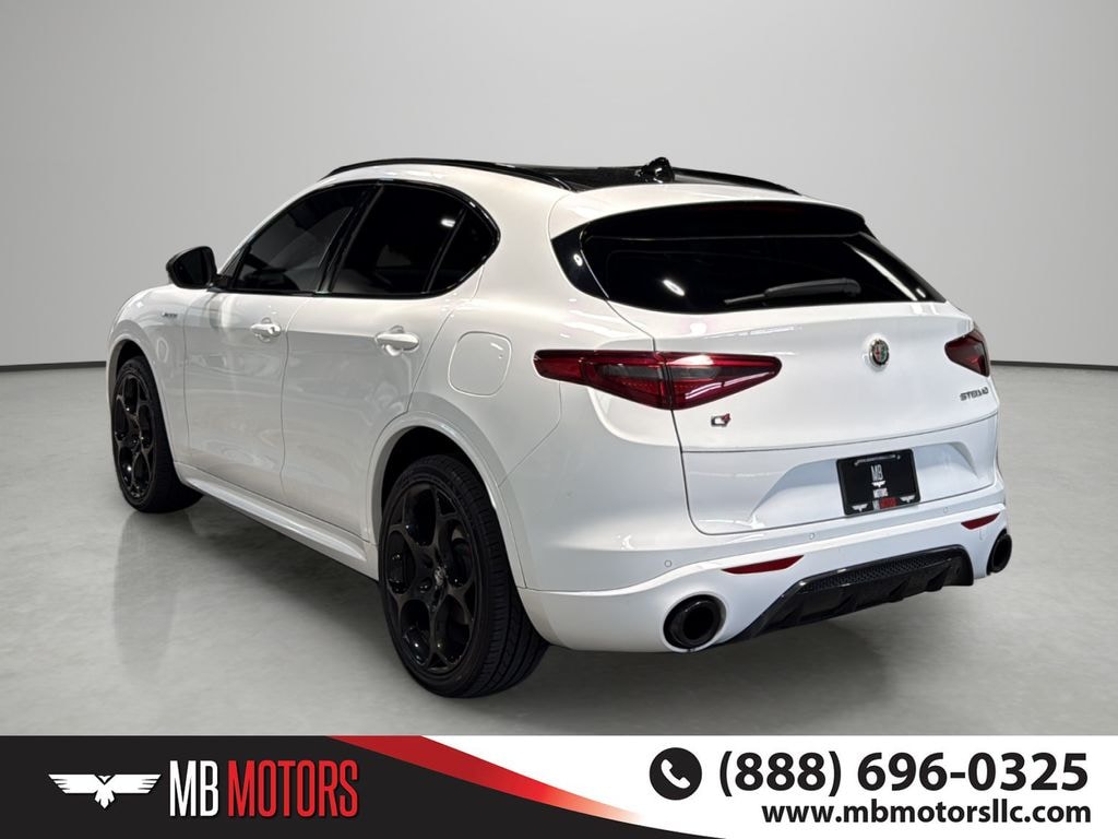 Used 2022 Alfa Romeo Stelvio Veloce SUV