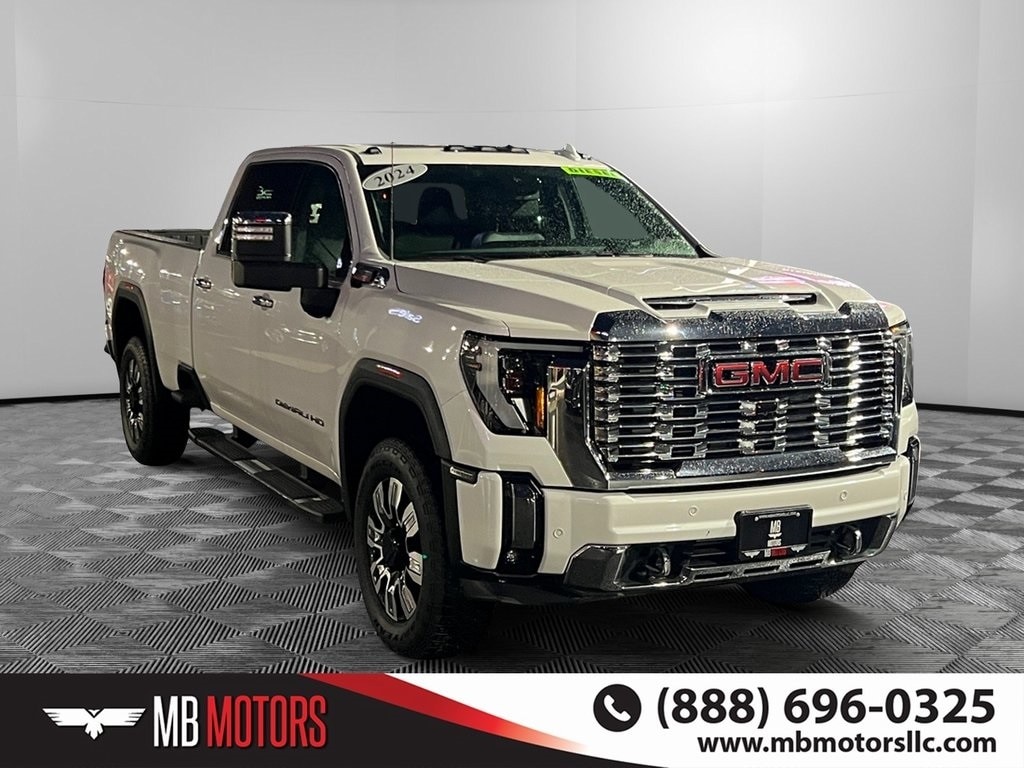 2024 GMC Sierra 3500HD Denali's photo