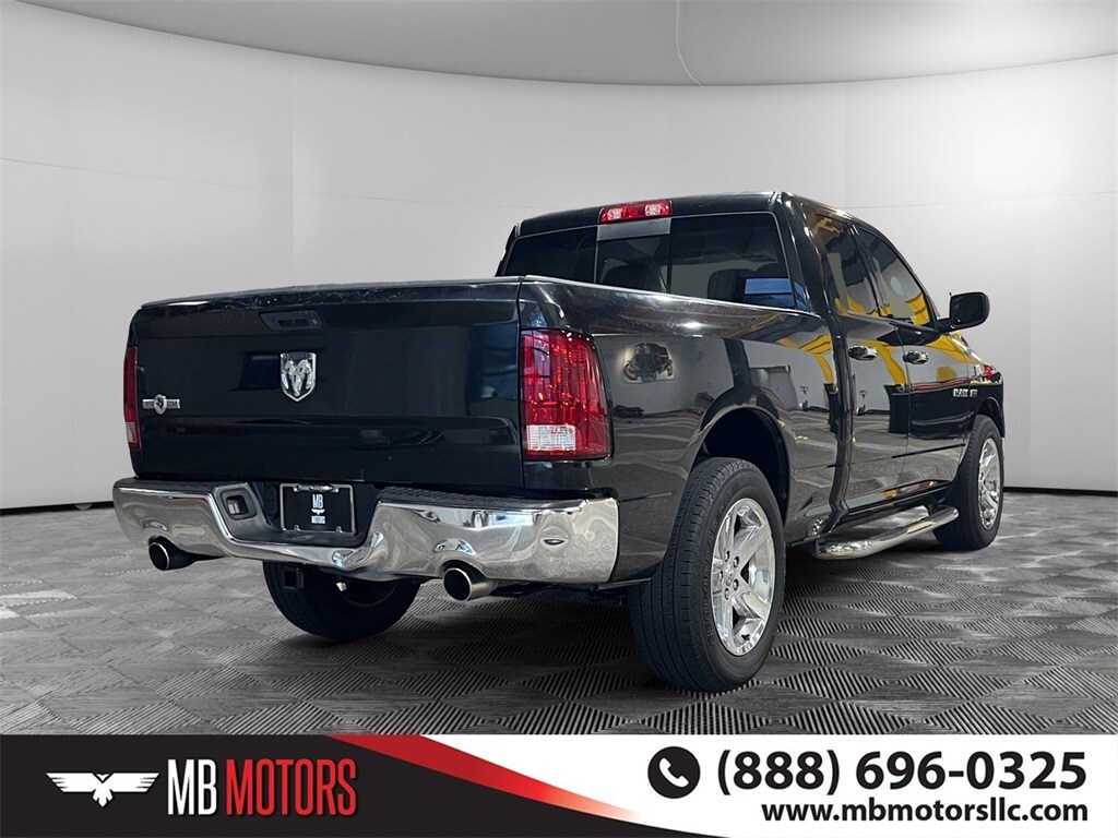 2010 Dodge Ram SLT photo 2