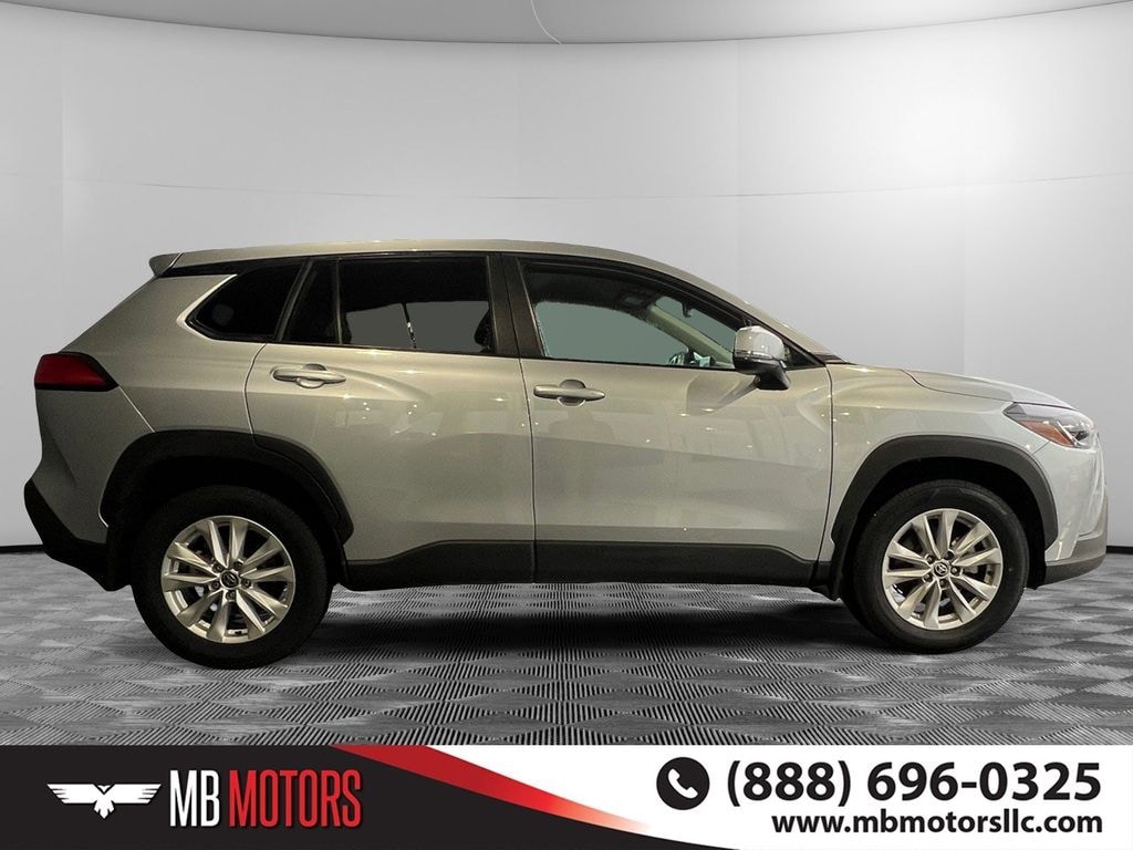 Used 2023 Toyota Corolla Cross LE SUV