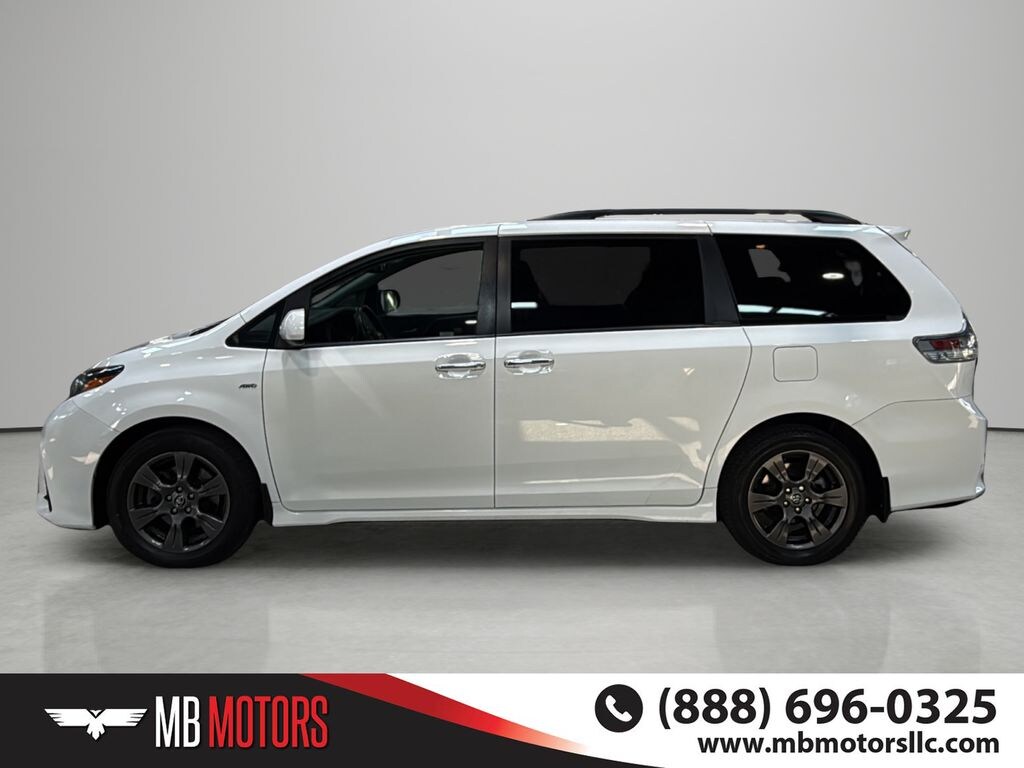 Used 2020 Toyota Sienna SE Van