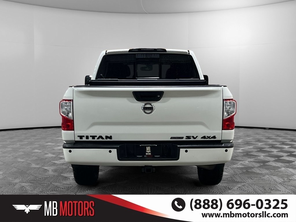 Used 2018 Nissan Titan SV Truck Crew Cab
