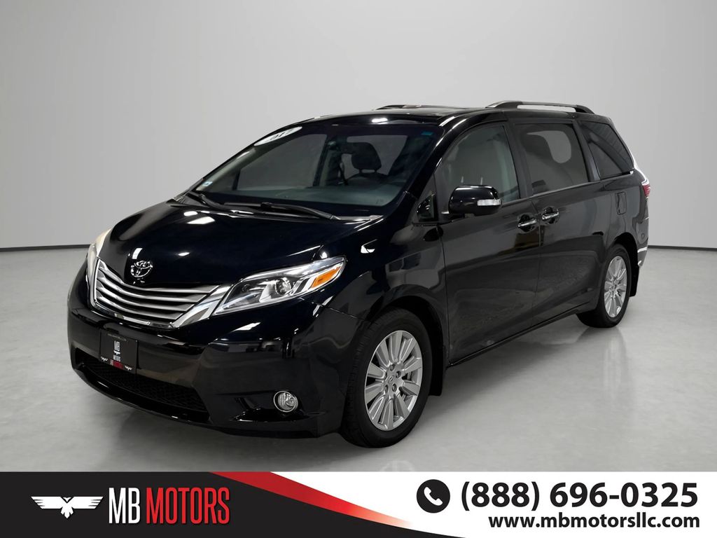 2017 Toyota Sienna XLE AWD 7-Passenger V6's photo
