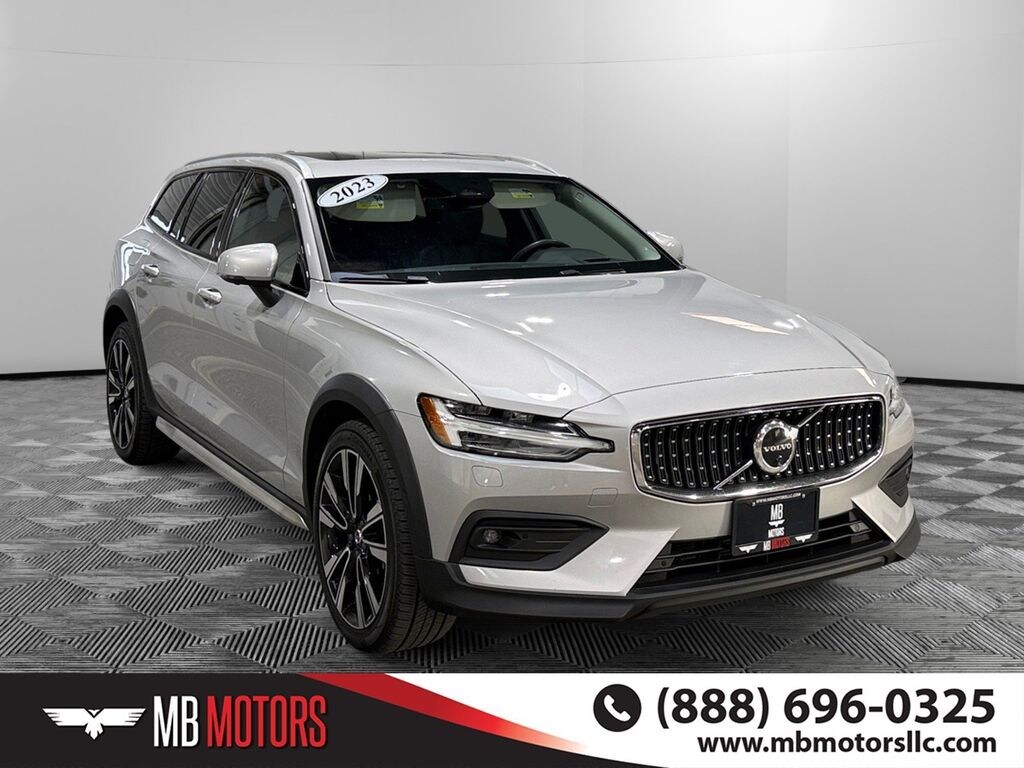 Used 2023 Volvo V60 Cross Country Ultimate Wagon