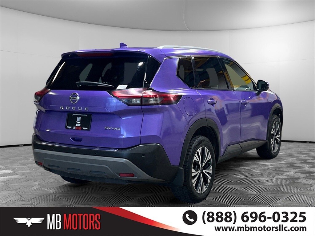 2021 Nissan Rogue SV photo 3