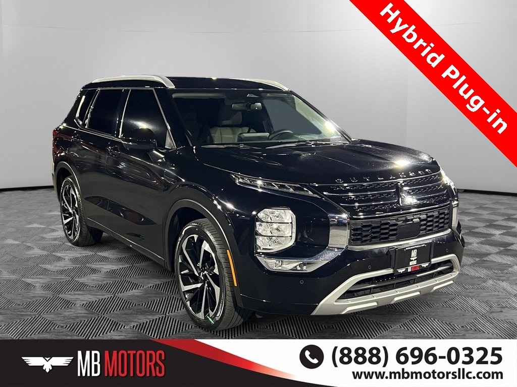 2023 Mitsubishi Outlander SEL's photo