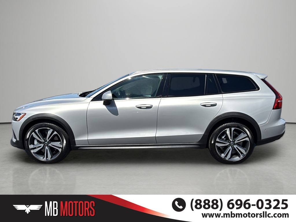Used 2025 Volvo V60 Cross Country B5 Plus Wagon