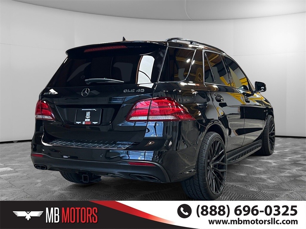 2016 Mercedes Benz GLE 450 AMG photo 3
