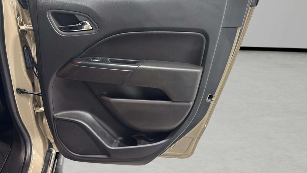 2022 Chevrolet Colorado ZR2 - Photo 14