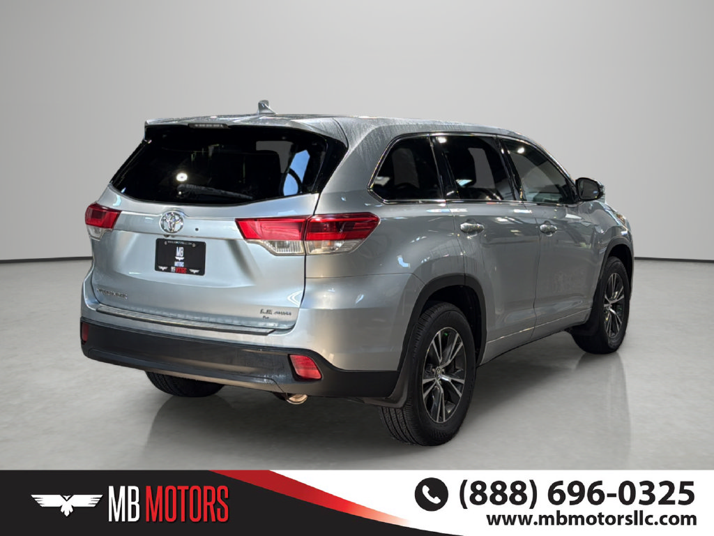 Used 2017 Toyota Highlander LE SUV