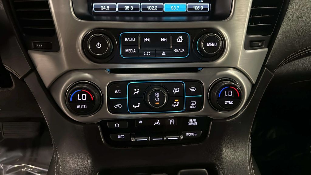 2020 GMC Yukon SLE - Photo 30