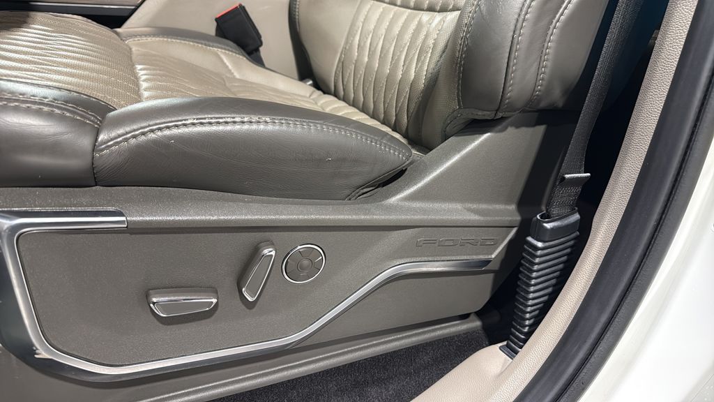 2024 Ford F-150 Platinum - Photo 25