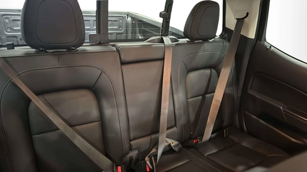 2022 Chevrolet Colorado ZR2 - Photo 13