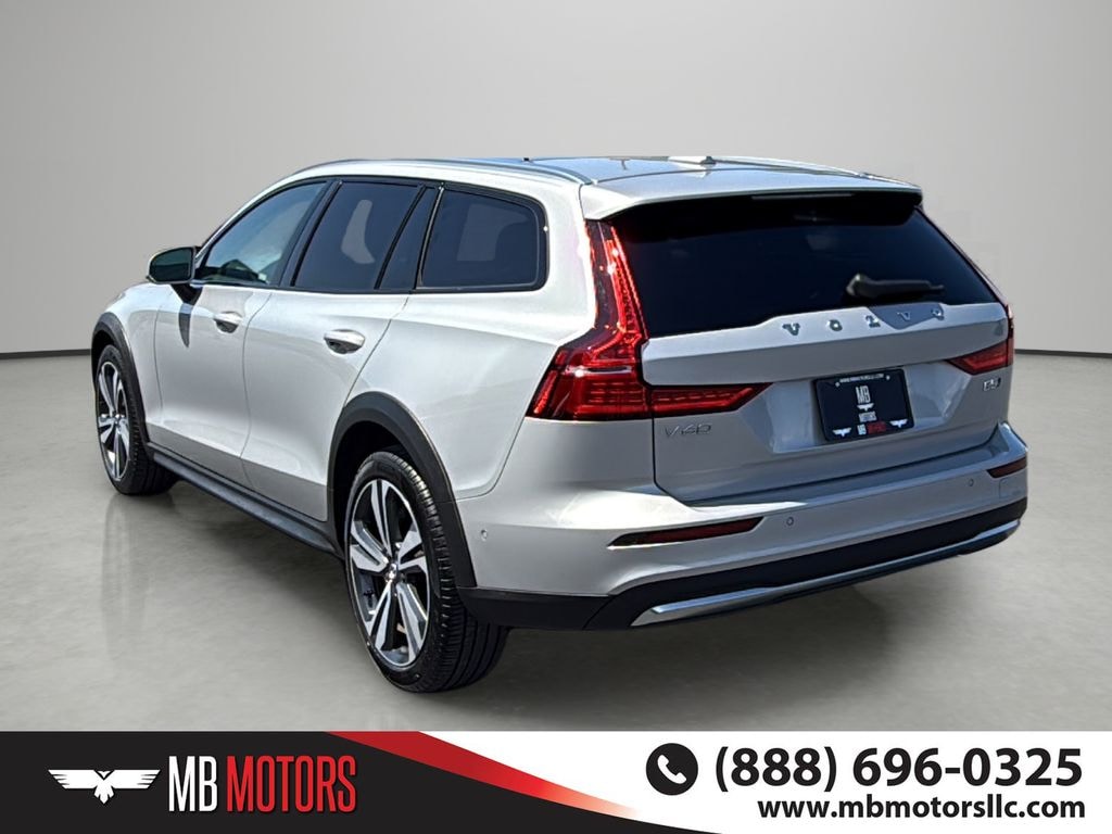 Used 2025 Volvo V60 Cross Country B5 Plus Wagon