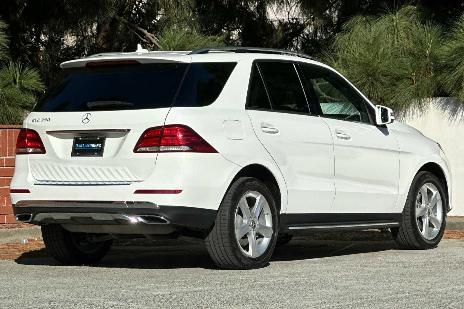 2017 Mercedes Benz GLE 350 photo 4