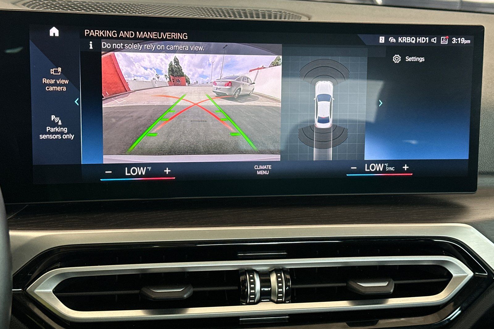 2023 BMW 3 Series 330i - Photo 24