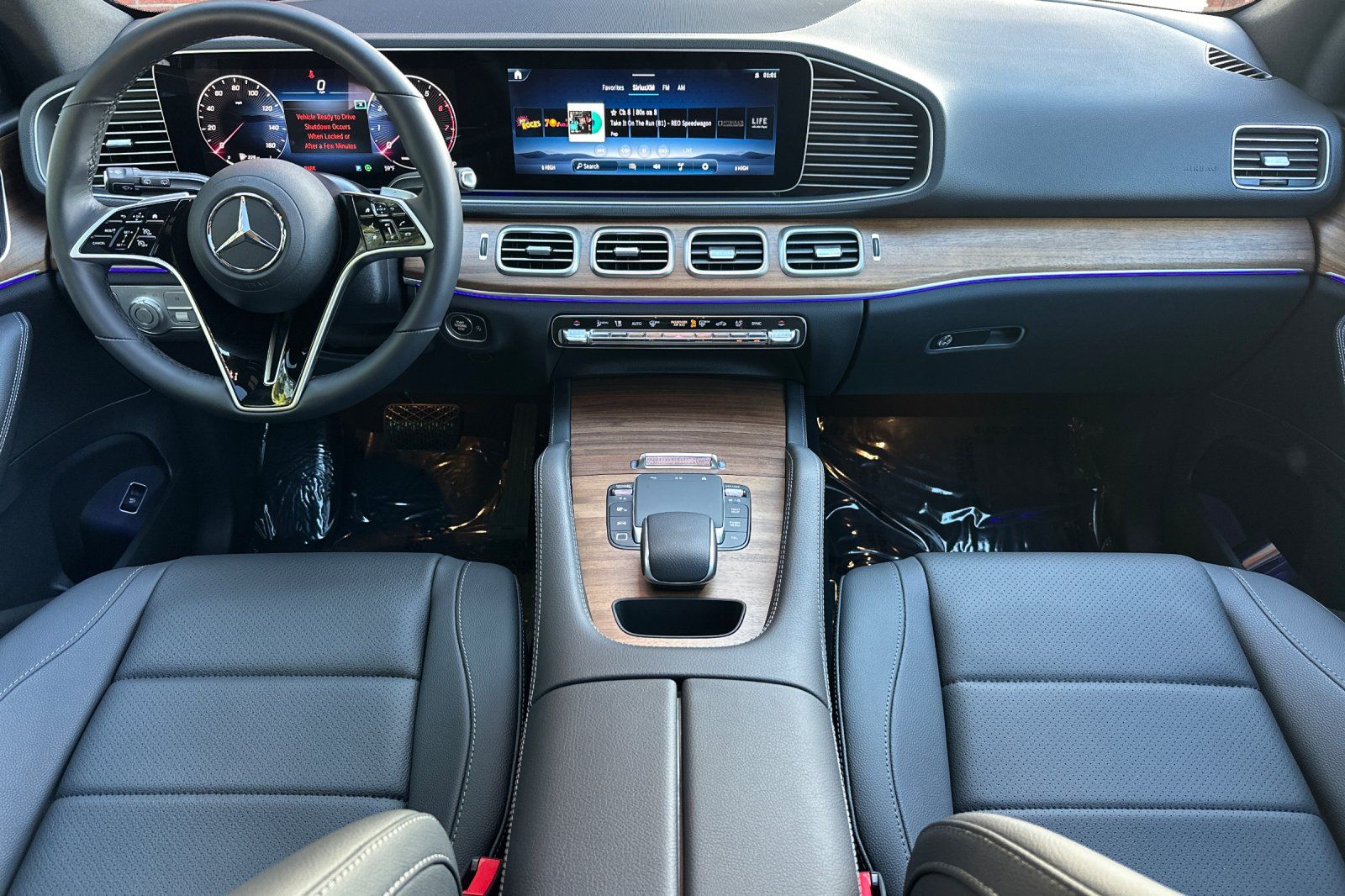 2025 Mercedes-Benz GLE GLE450 - Photo 13