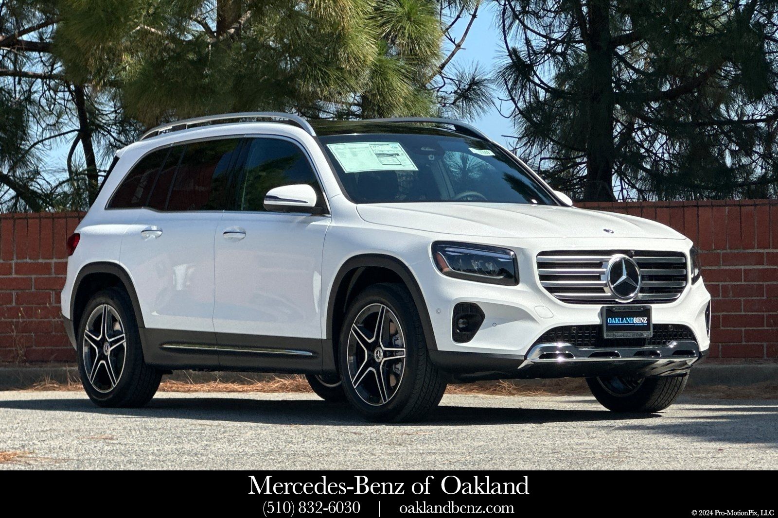 2026 Mercedes-Benz GLB GLB 250 4MATIC's photo