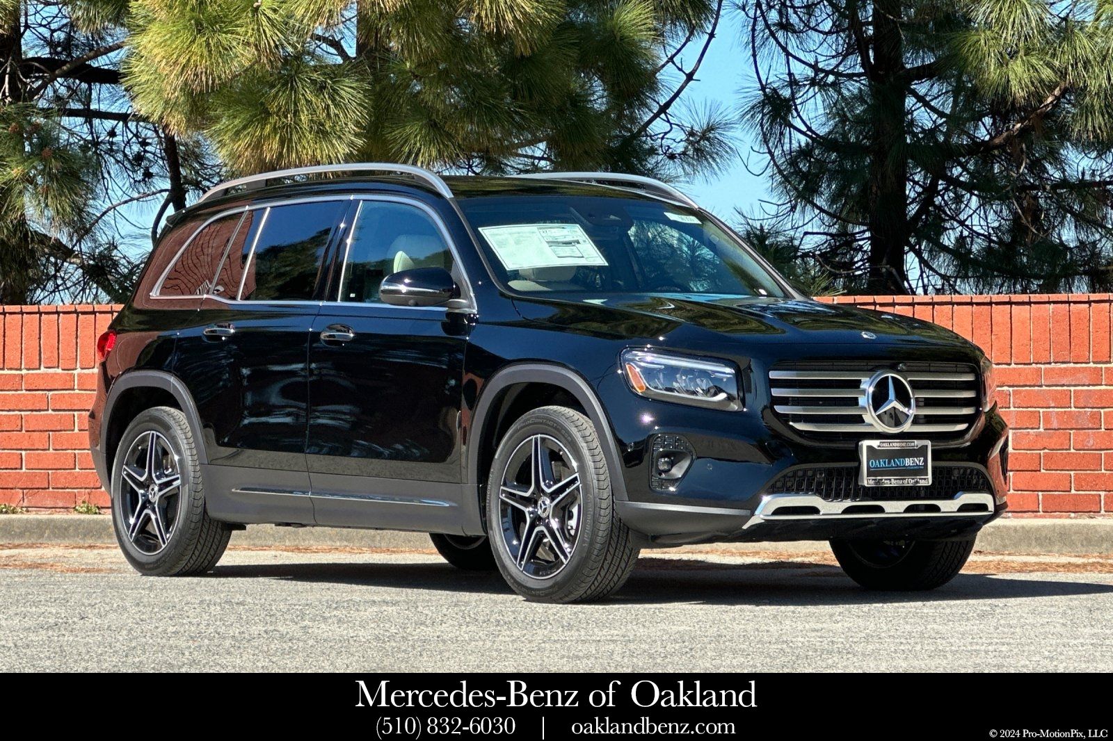 2026 Mercedes-Benz GLB GLB 250 4MATIC's photo