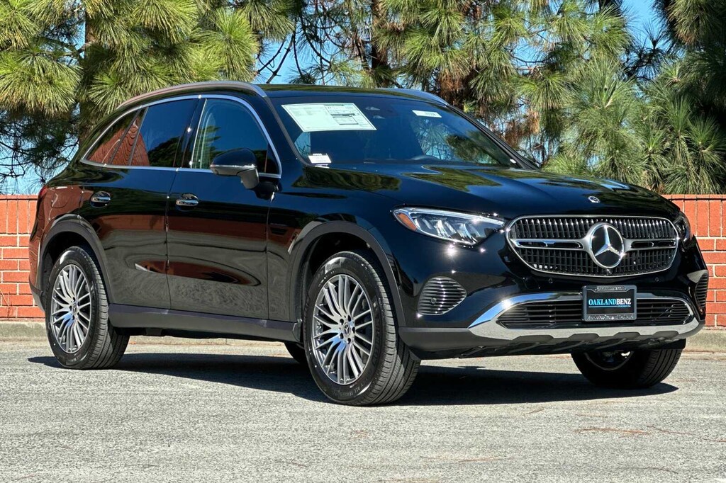 New 2026 Mercedes-Benz GLC 300  SUV