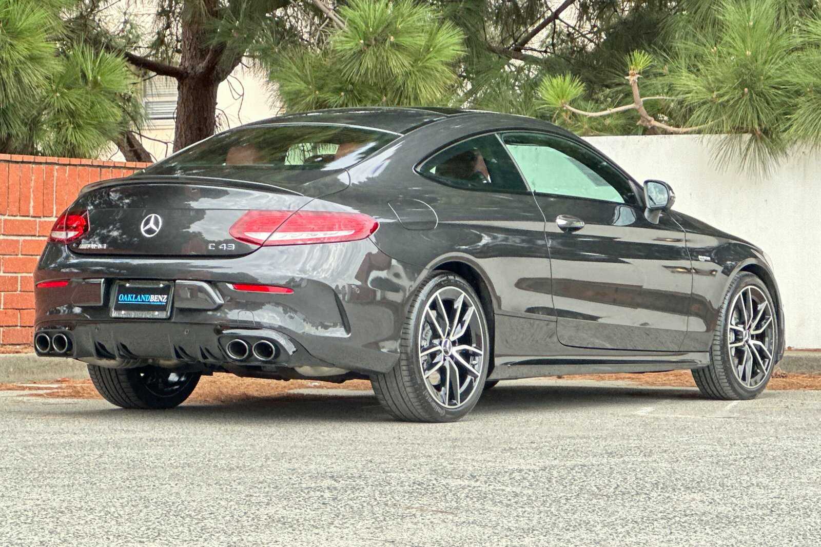2021 Mercedes Benz C 43 AMG Coupe 4MATIC photo 4