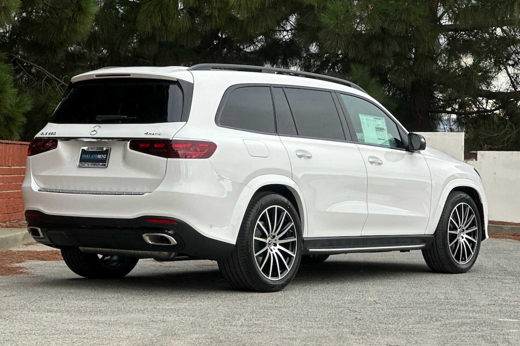 New 2026 Mercedes-Benz GLS 580 4MATIC SUV