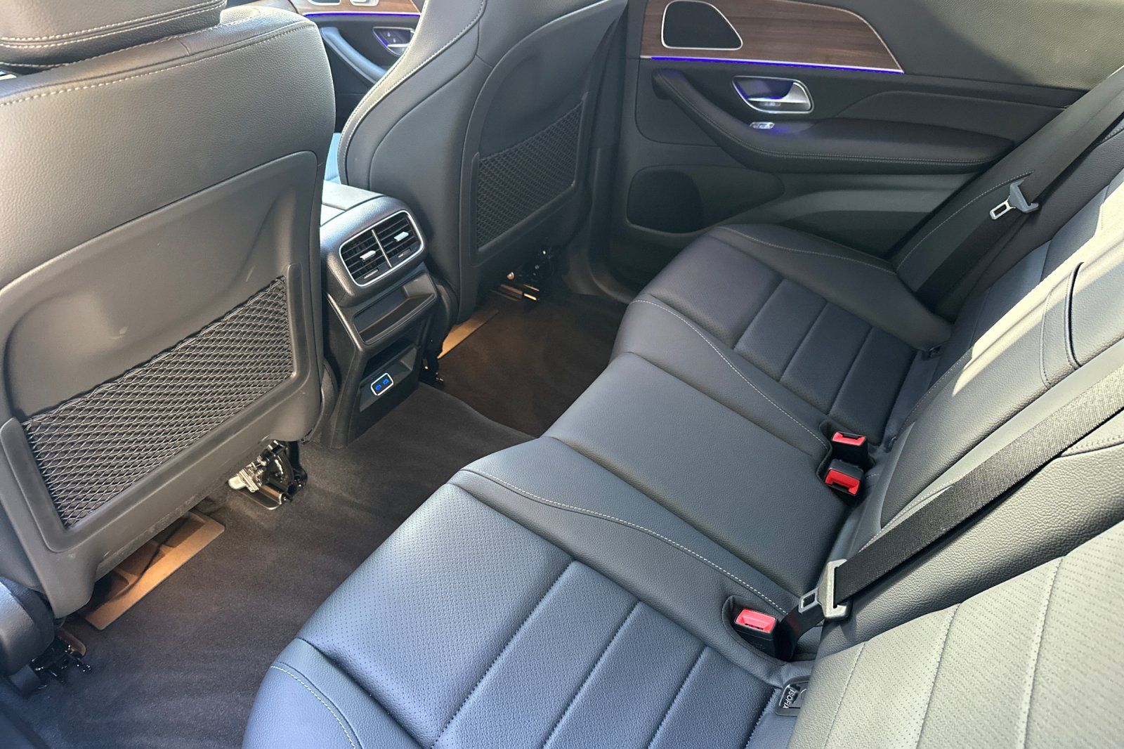 2025 Mercedes-Benz GLE GLE450 - Photo 12
