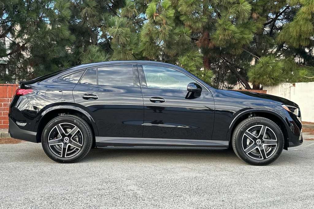 New 2026 Mercedes-Benz GLC 300 4MATIC Coupe