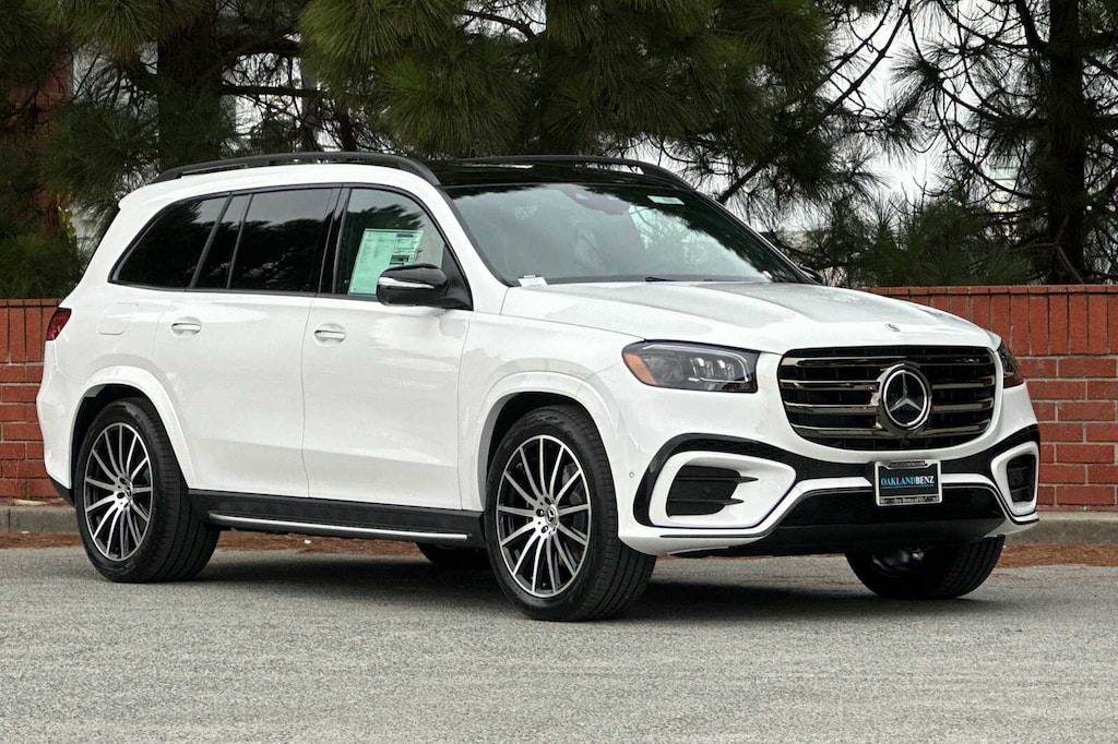 New 2026 Mercedes-Benz GLS 580 4MATIC SUV