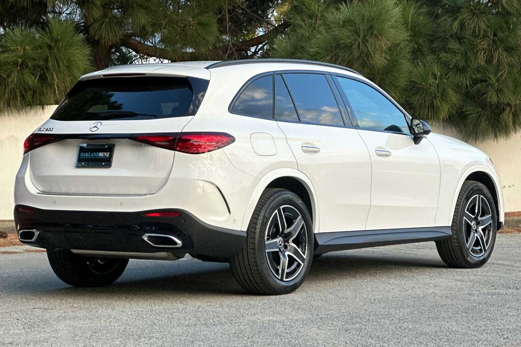 New 2026 Mercedes-Benz GLC 300 SUV