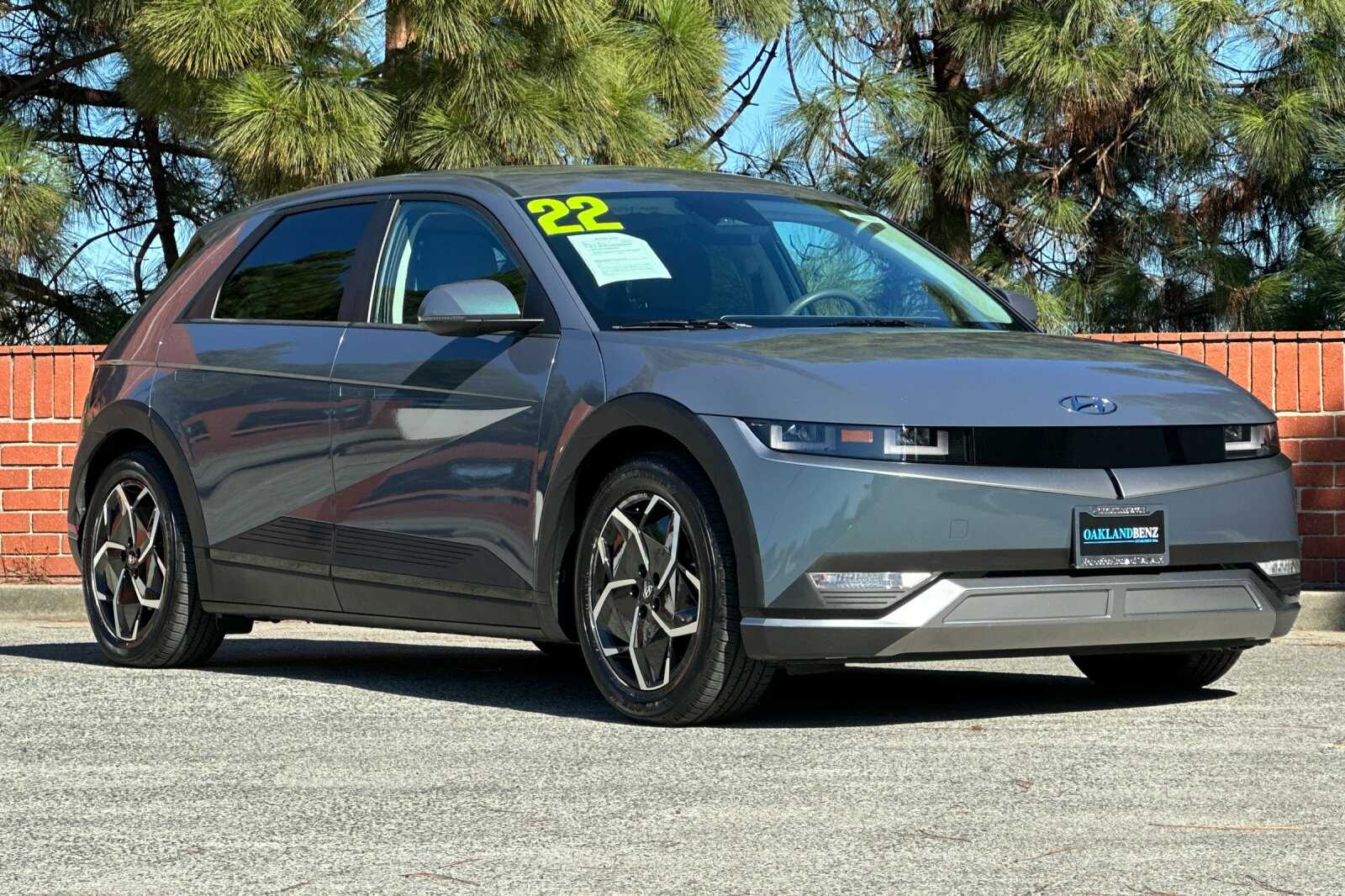 Used 2022 Hyundai IONIQ 5 SE with VIN KM8KM4AE2NU051543 for sale in Oakland, CA