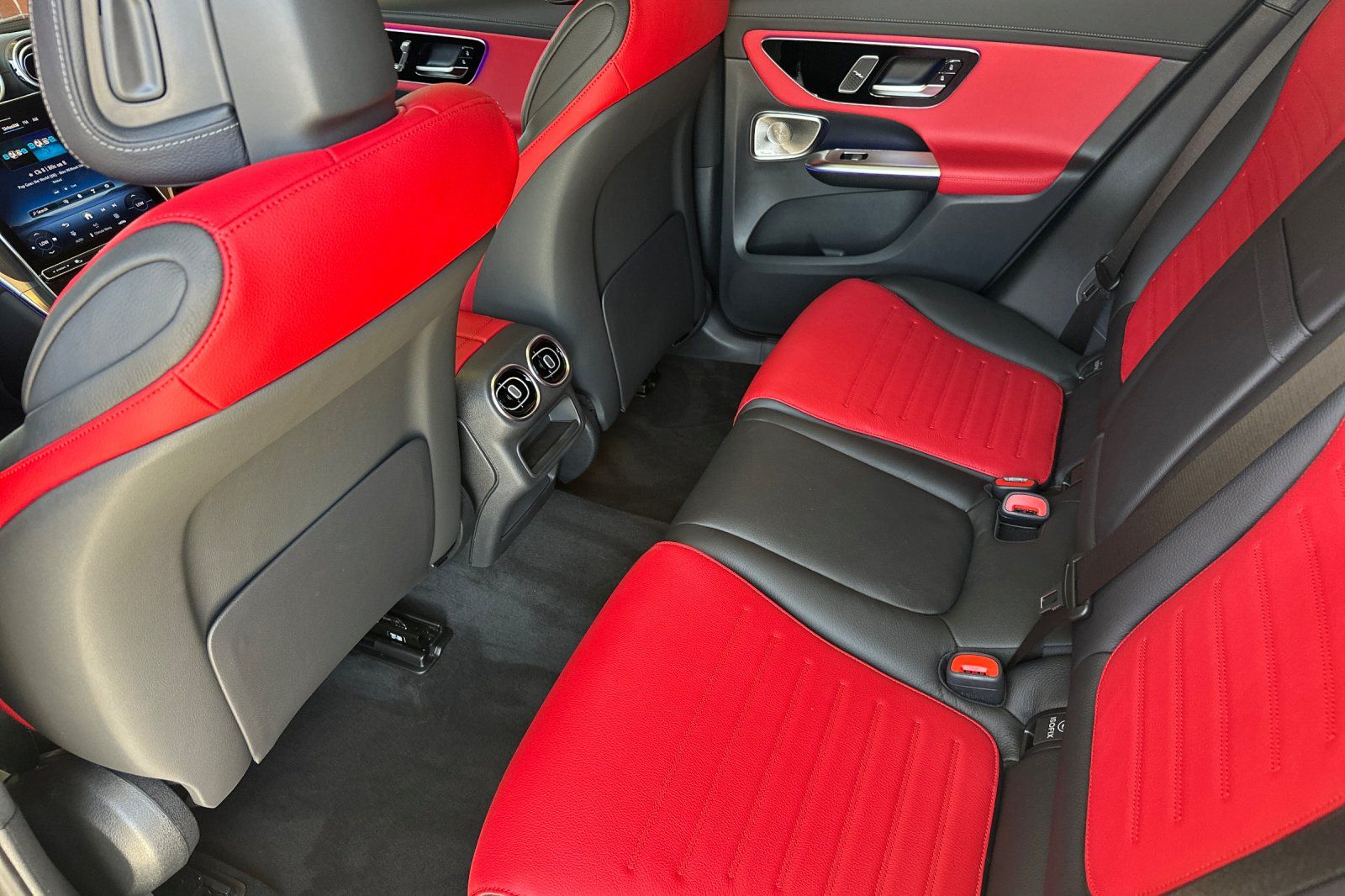 2026 Mercedes-Benz GLC Base - Photo 12