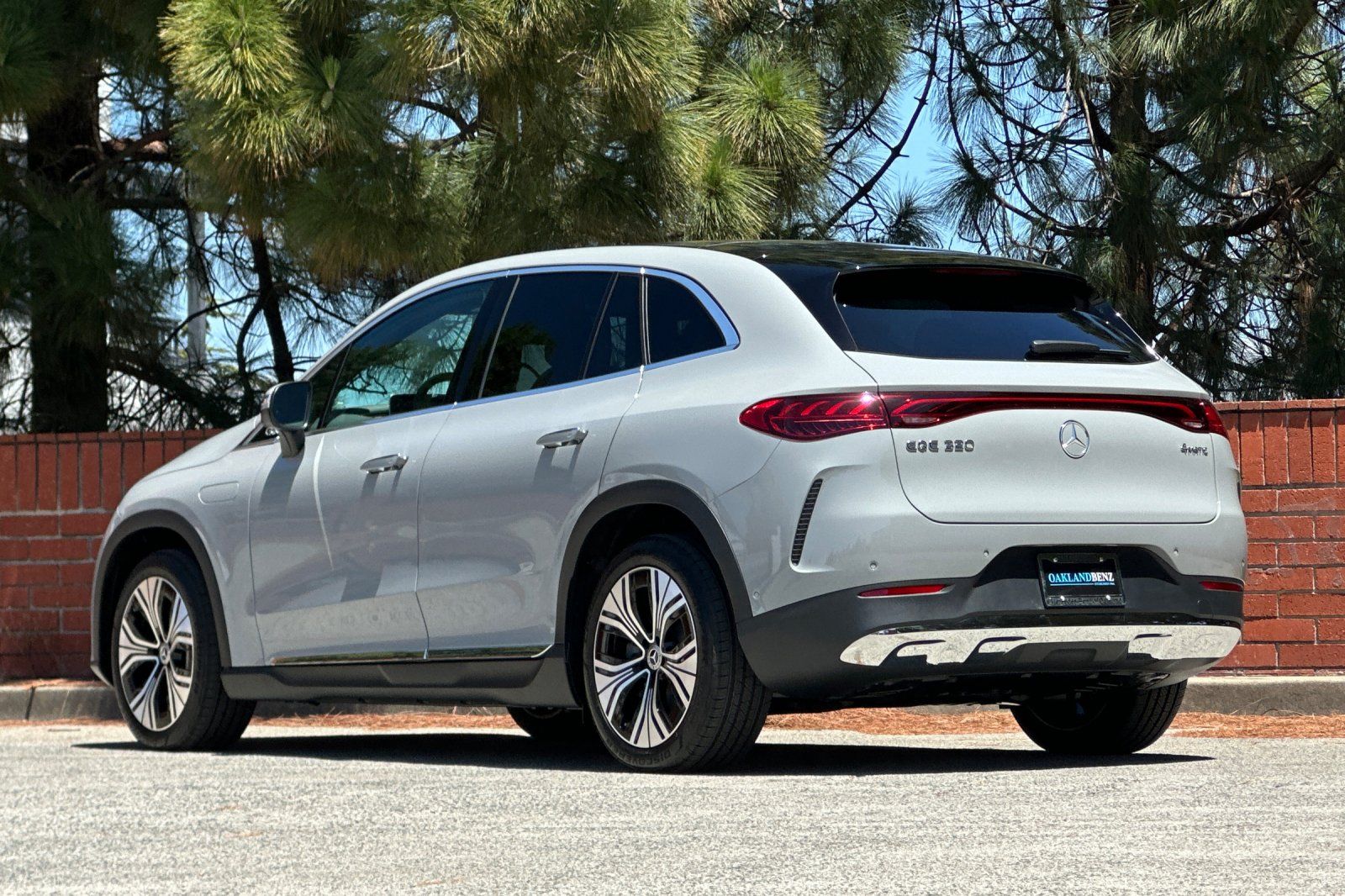 2026 Mercedes-Benz EQE SUV Base - Photo 6
