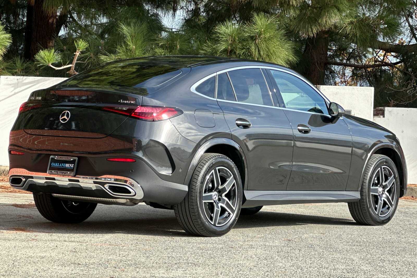 2026 Mercedes Benz GLC 300 4MATIC Coupe photo 2