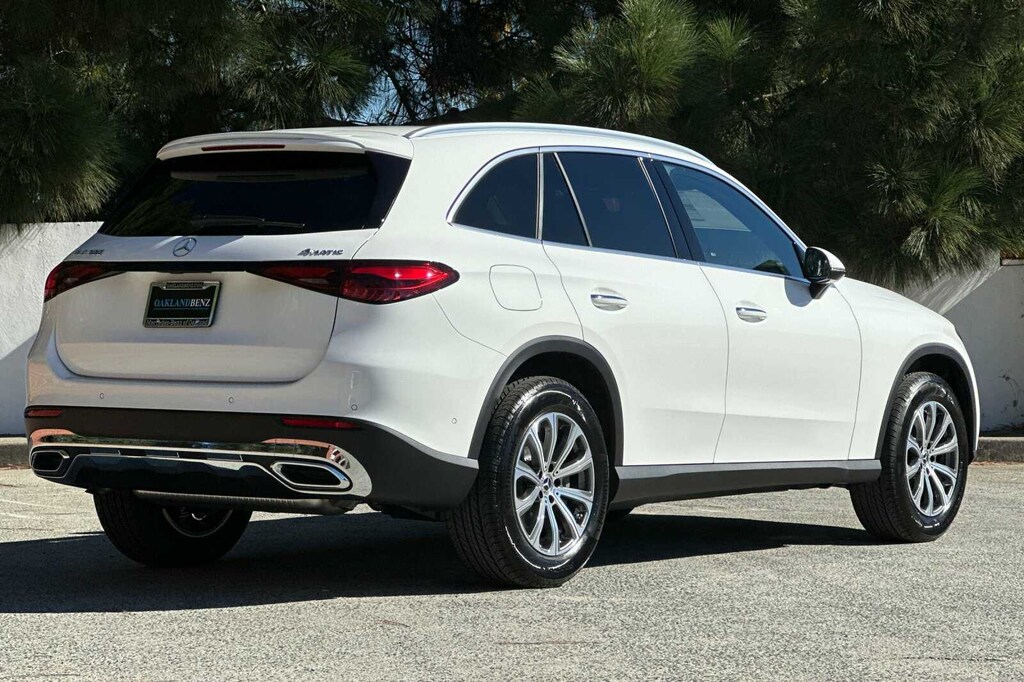 New 2026 Mercedes-Benz GLC 300 4MATIC SUV