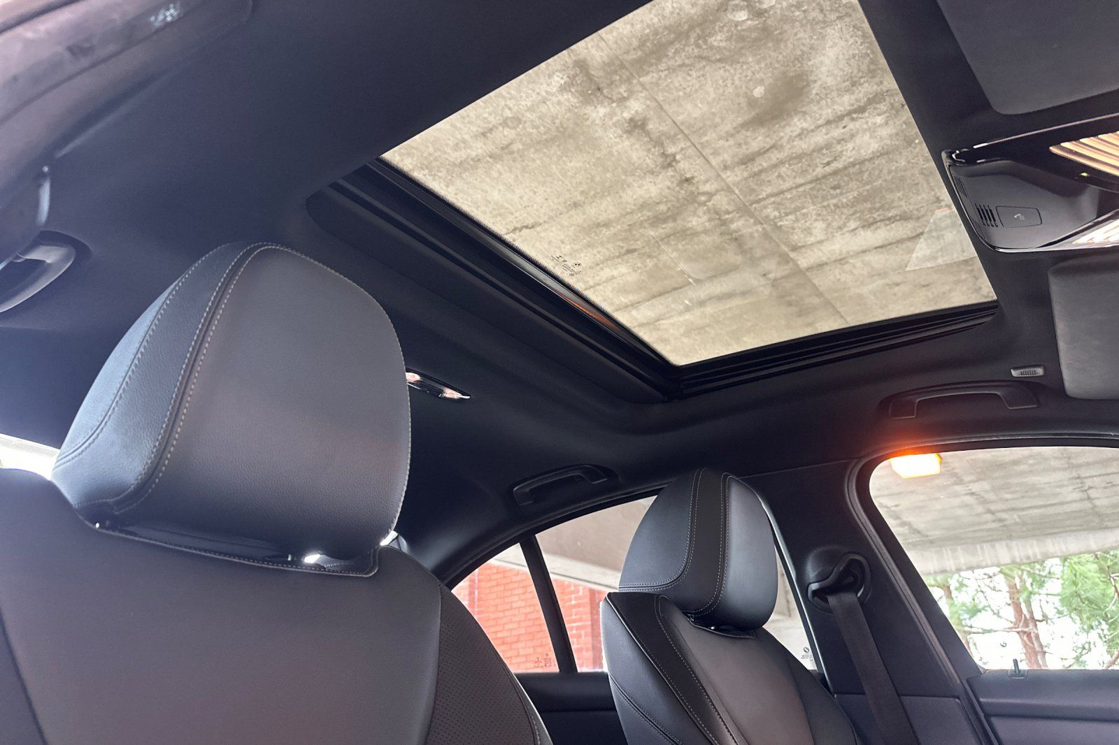 2023 BMW 3 Series 330i - Photo 19