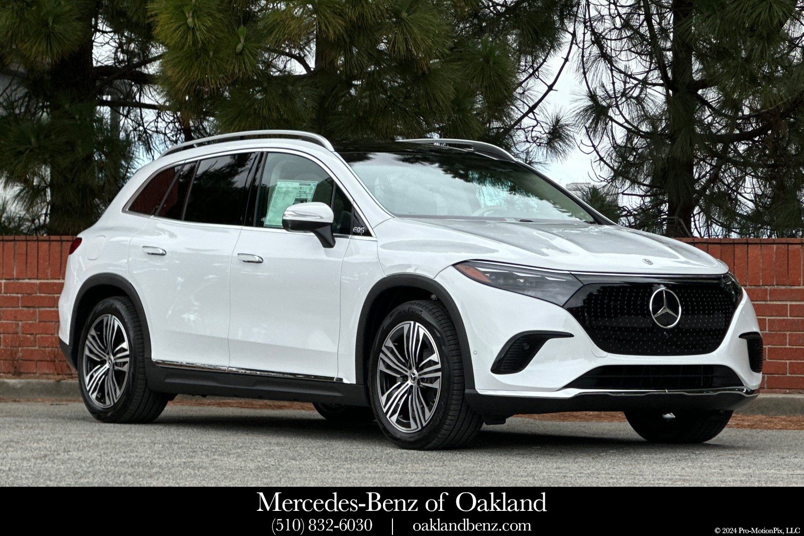 2026 Mercedes-Benz EQS SUV EQS 400 4MATIC's photo