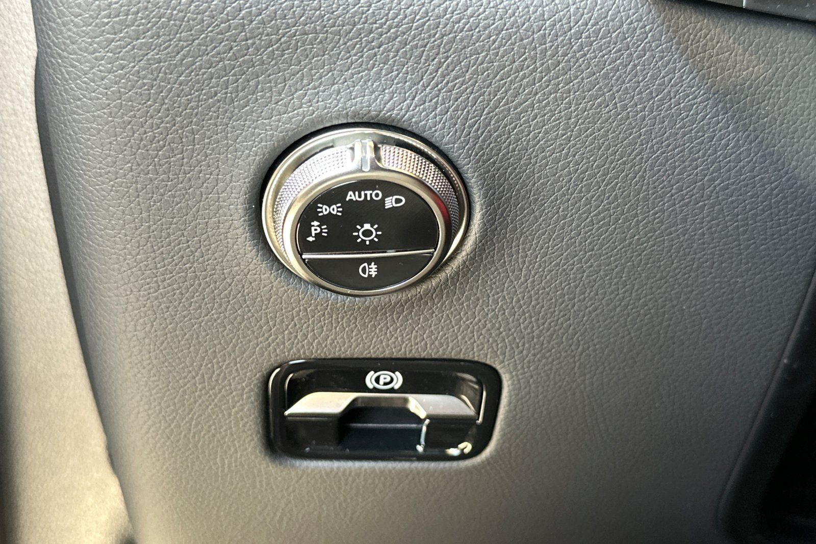 2026 Mercedes-Benz GLC Base - Photo 29